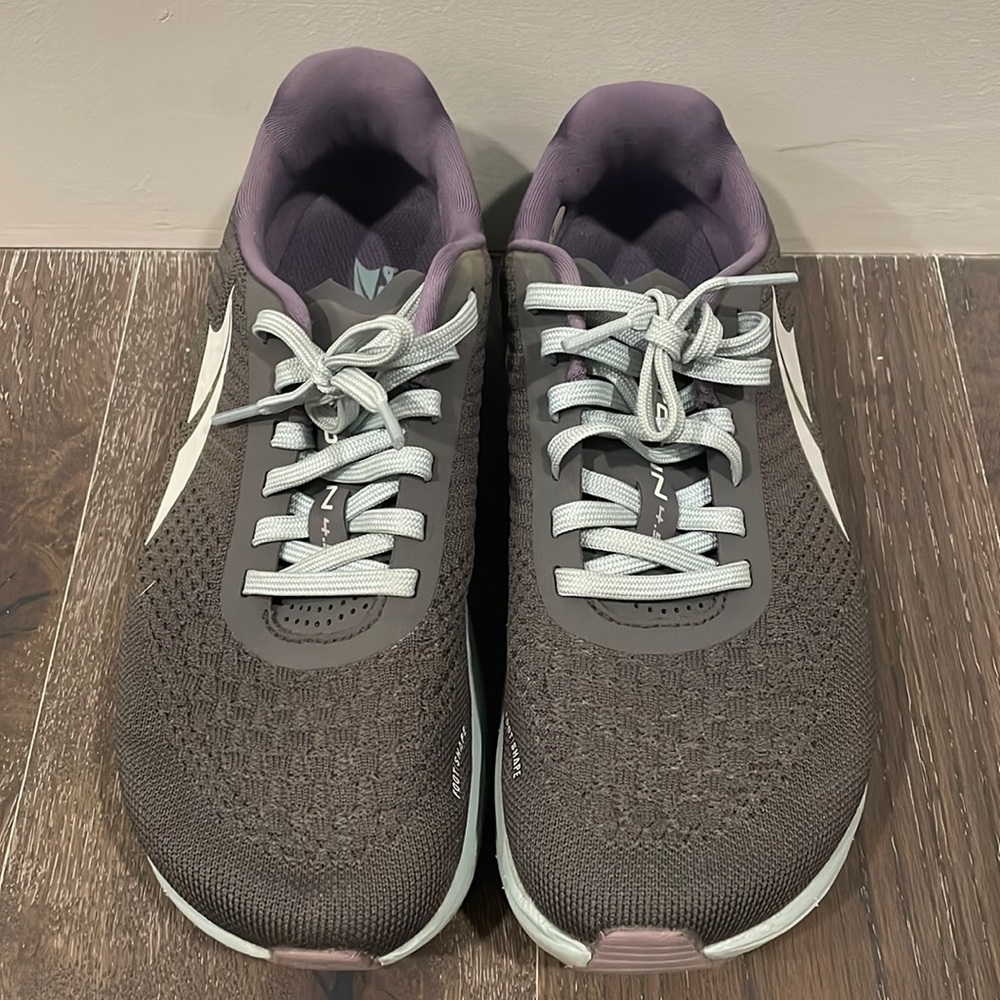 Altra Torin 4 Plush Running Shoes